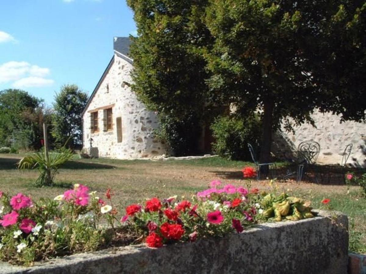Gîte Souvigné-sur-Sarthe, 3 pièces, 5 personnes - FR-1-410-191 Extérieur photo